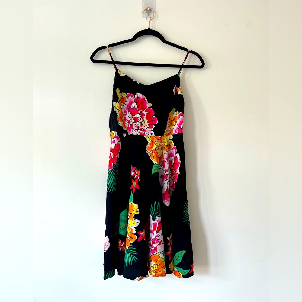 Floral Old Navy Dress - like new!